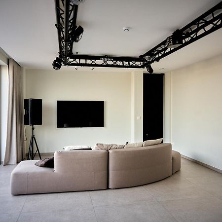 Kaoz Highstreet The Luxury Loft Apartment Hoogstraten Exterior photo